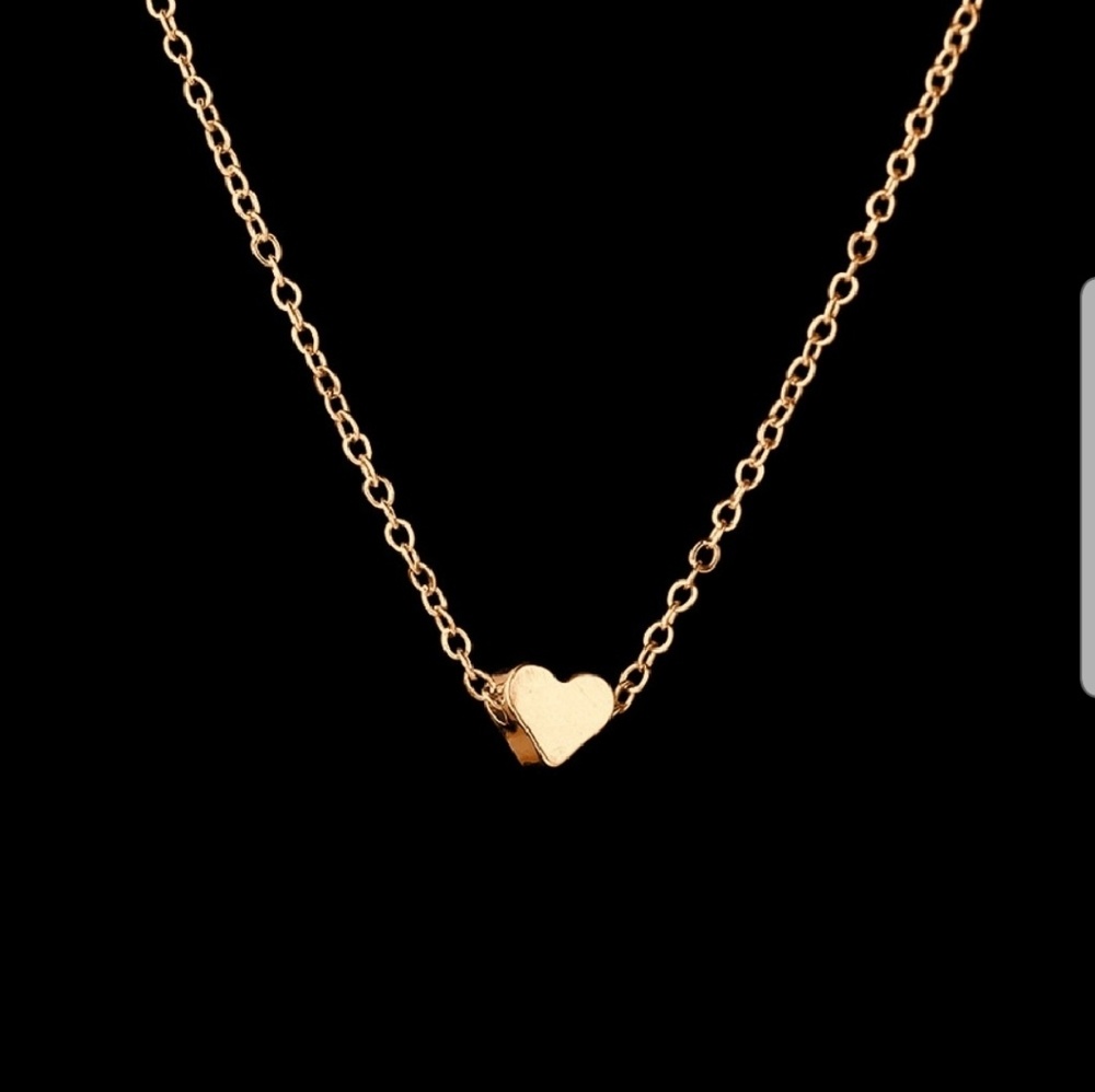 Cute Small Heart Necklace Choker - Picture 2 of 4